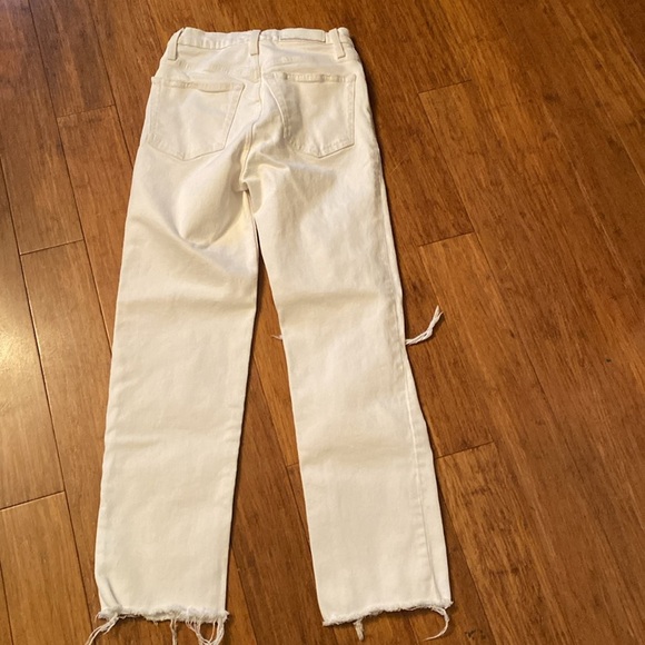 Re/Done women’s white jeans - size 25- distressing - raw hem - Picture 5 of 7